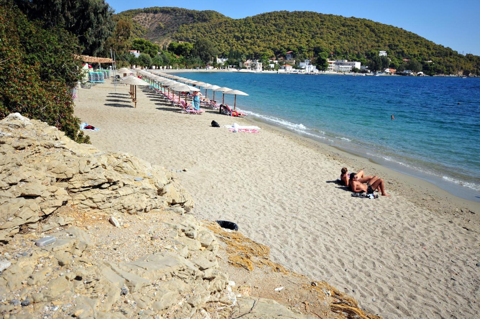 Maria Studios Poros Town Exterior photo